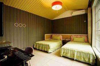 Shuangshuang Home Fenghuang Hongqiao Branch Zewnętrze zdjęcie